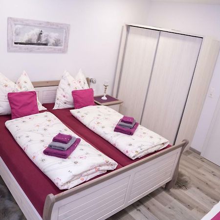 Pension & Restaurant La Amalia Savanyúkút Kültér fotó